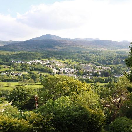 Dwy Olwyn Hotel Dolgellau Exterior photo
