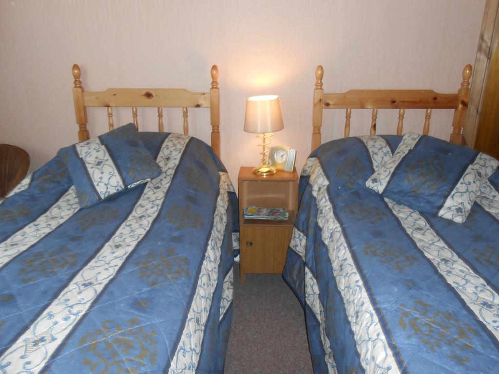Dwy Olwyn Hotel Dolgellau Room photo